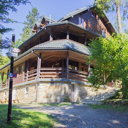 Lesna Willa Pttk W Komanczy Komańcza Exterior foto